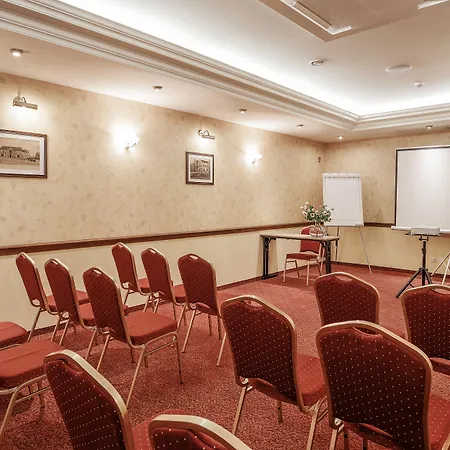 Reja, A Member Of Design 4*