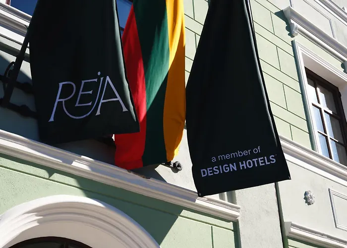 Reja, A Member Of Design 4*