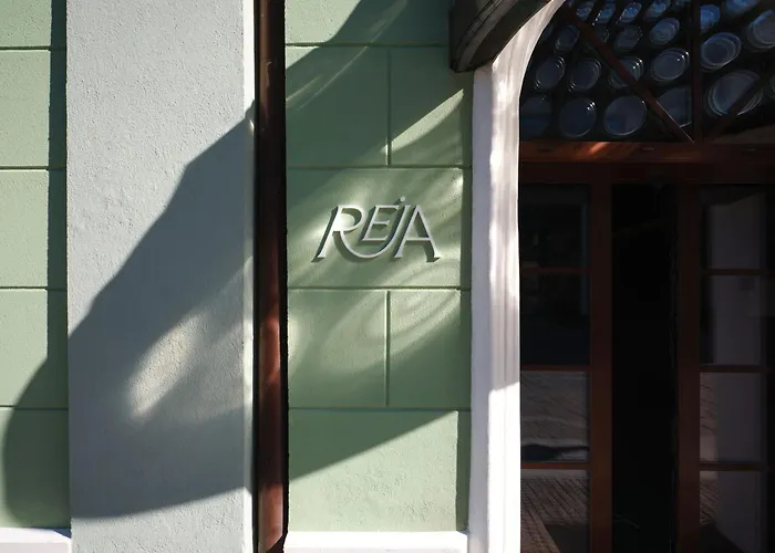 Ξενοδοχείο Reja, A Member Of Design 4*