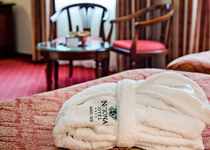 Reja, A Member Of Design Κλαϊπέντα